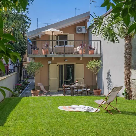 펜션 Gialla 인트라